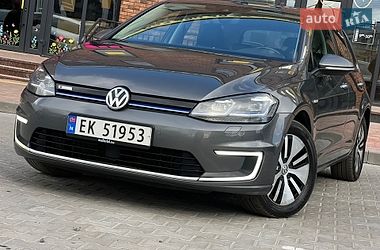 Хетчбек Volkswagen e-Golf 2017 в Вінниці