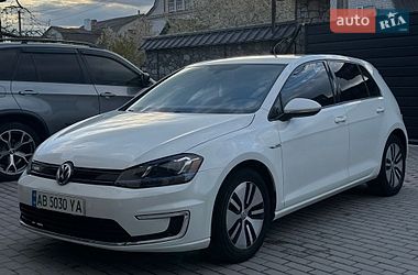 Хетчбек Volkswagen e-Golf 2015 в Хмільнику