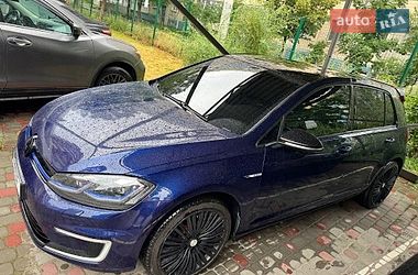 Хэтчбек Volkswagen e-Golf 2018 в Днепре