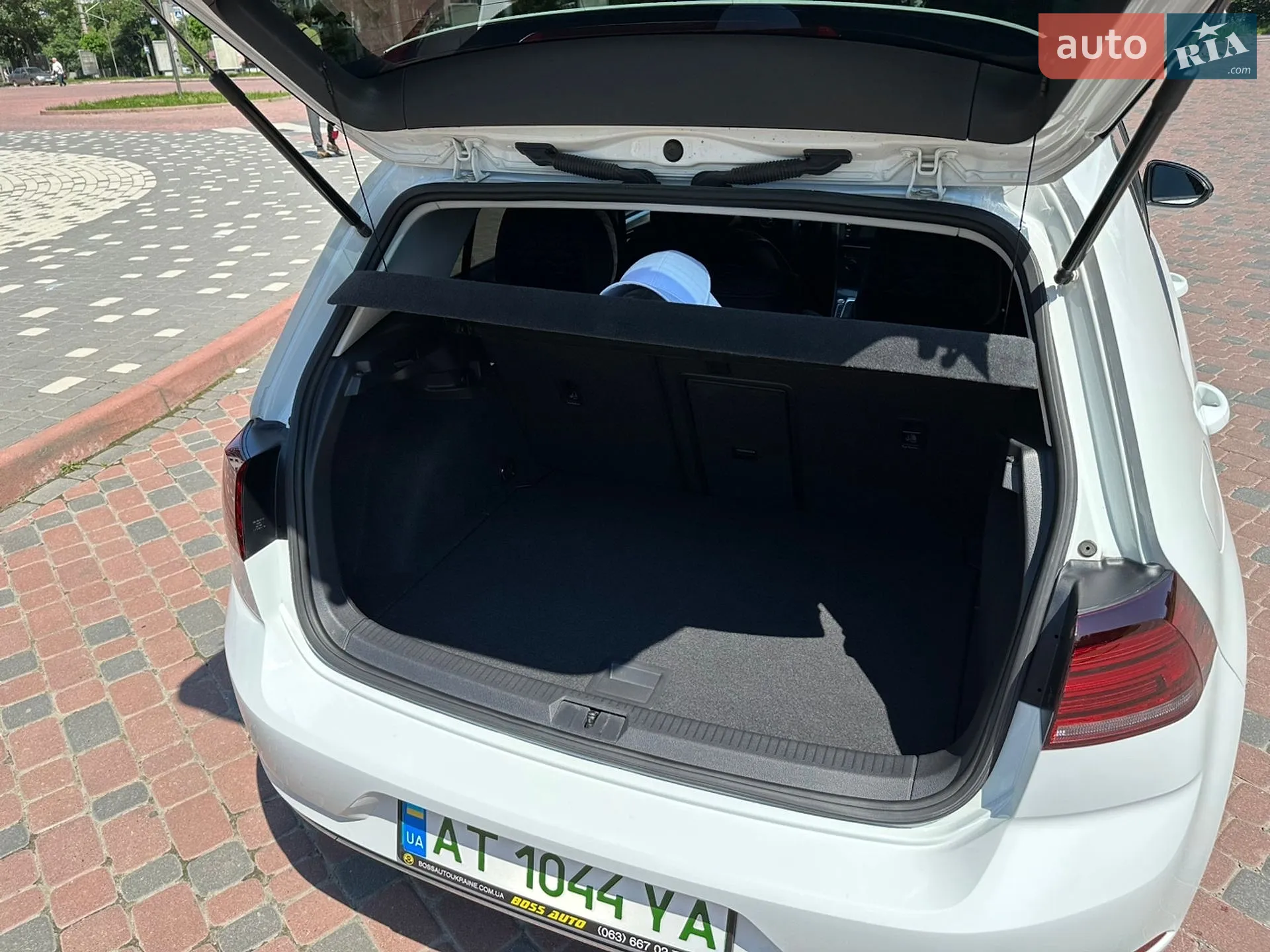 2017 Volkswagen Golf - мініатюра 5