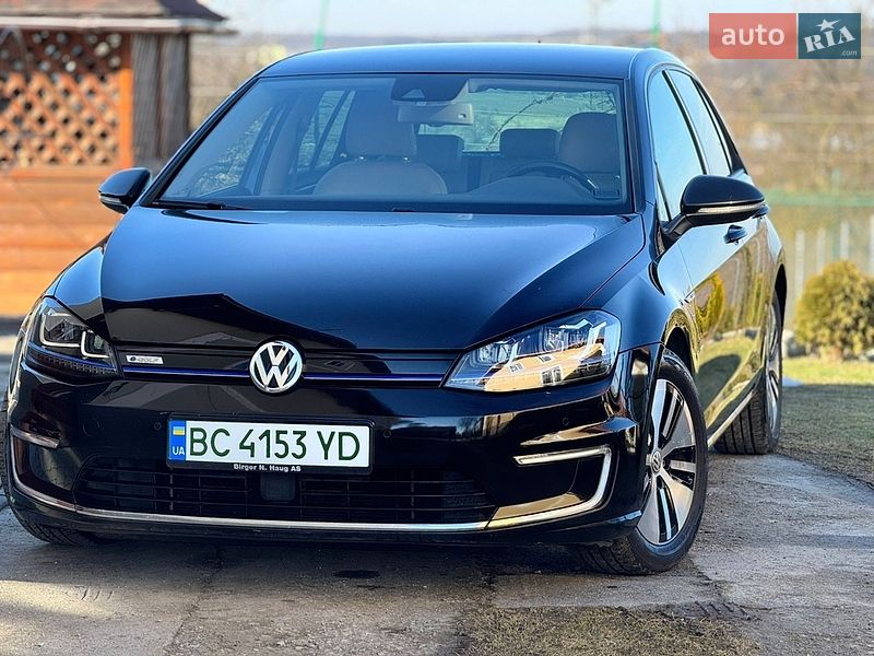 Хэтчбек Volkswagen e-Golf 2016 в Дрогобыче