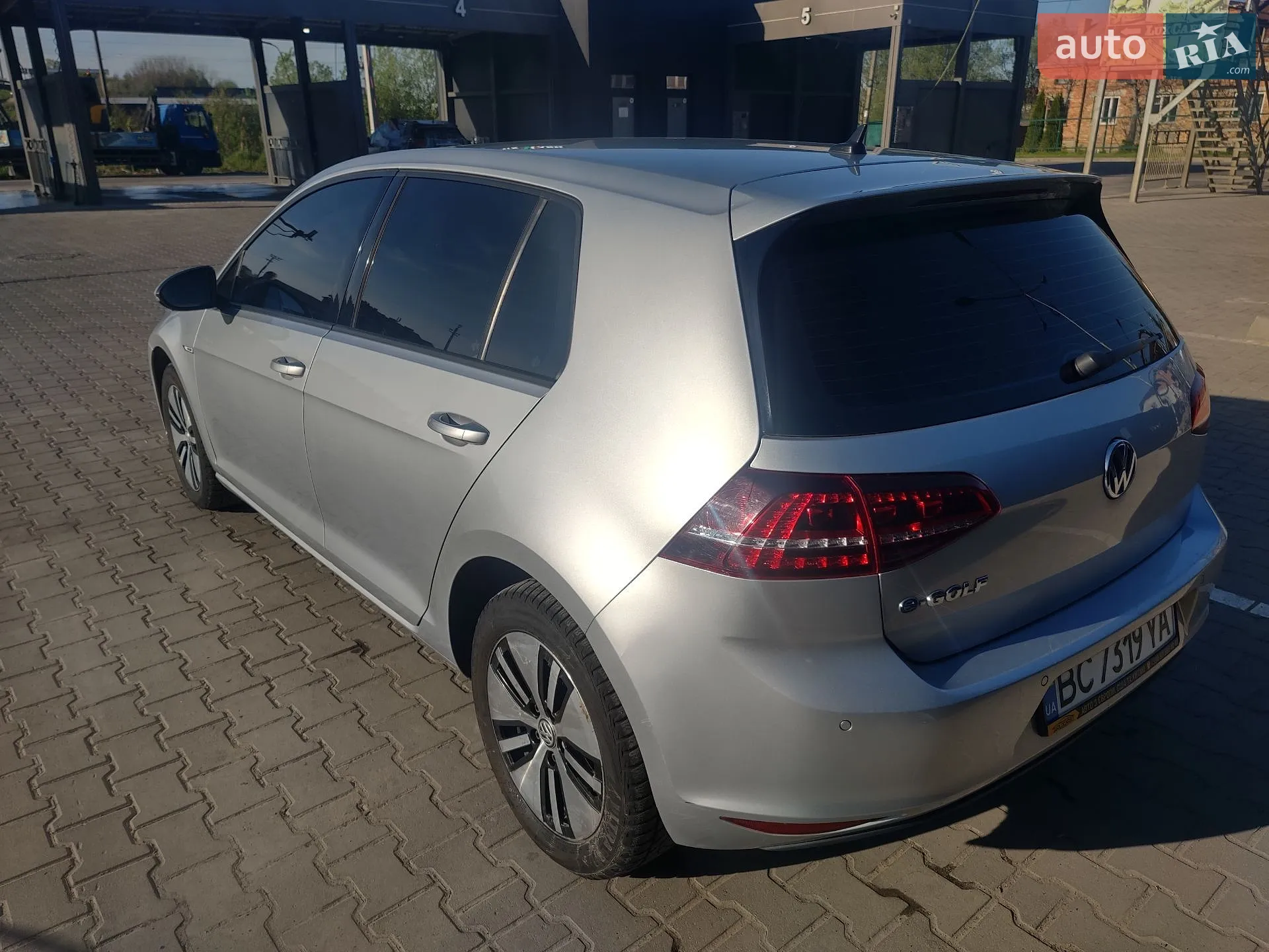 2016 Volkswagen Golf - мініатюра 6