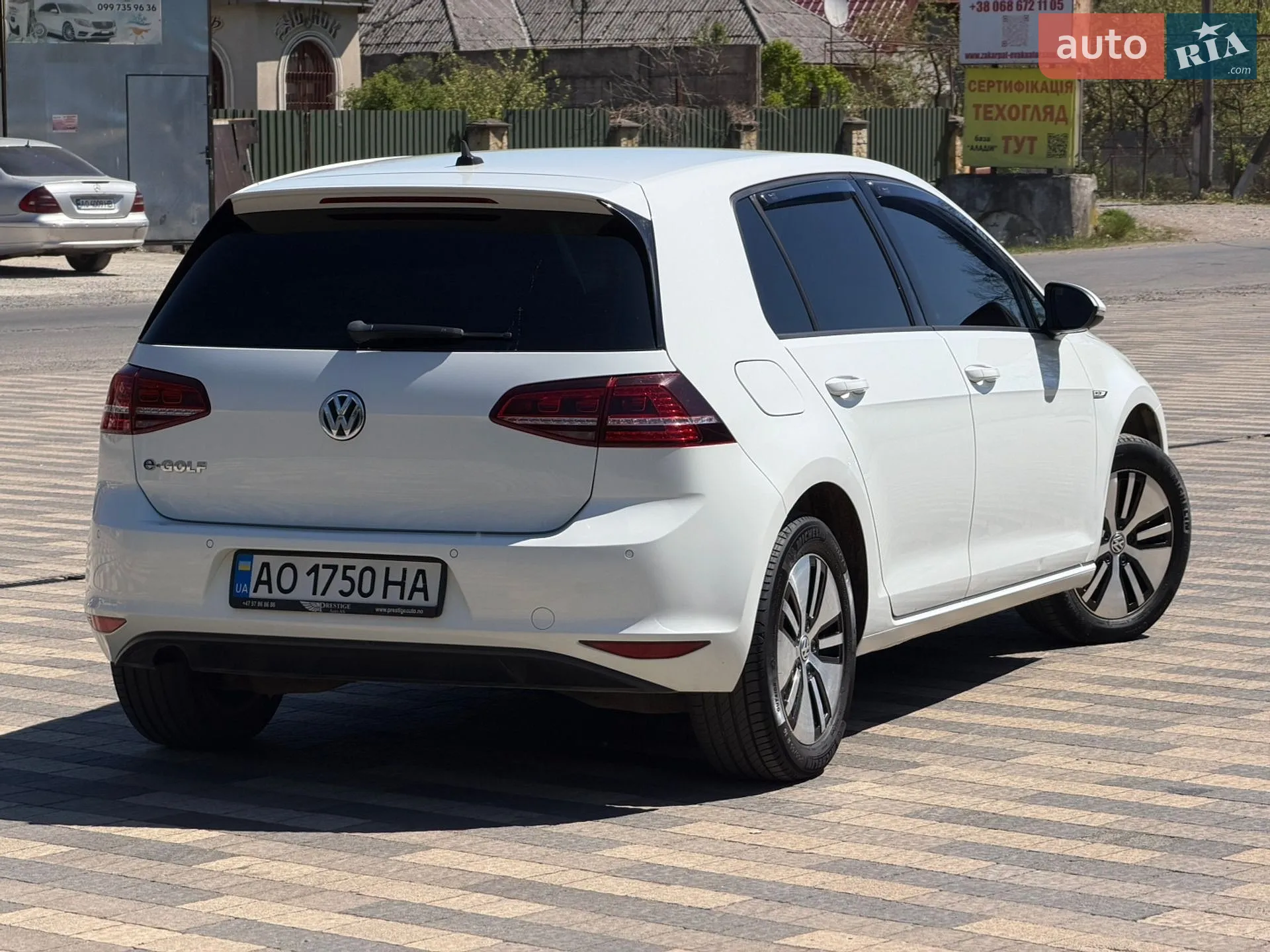 2014 Volkswagen Golf - мініатюра 3