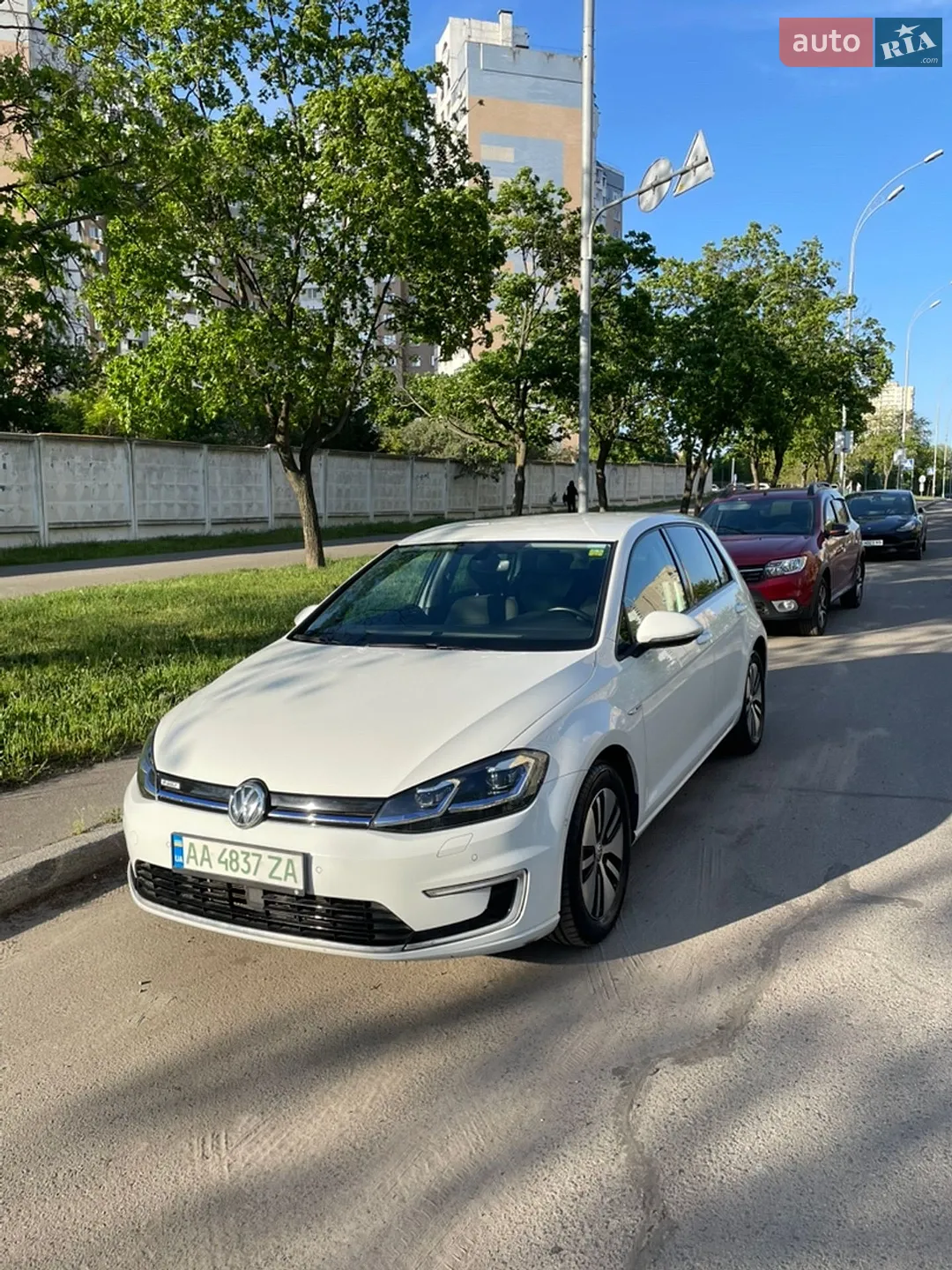 2017 Volkswagen Golf - фото 1