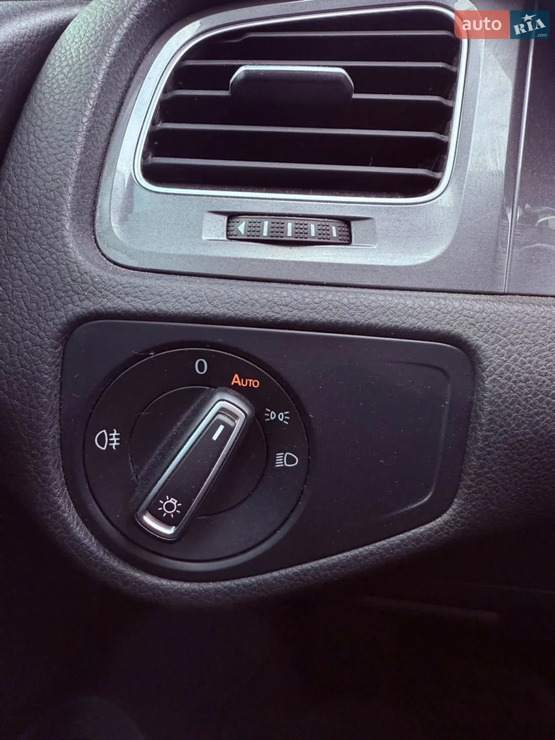 2015 Volkswagen Golf - мініатюра 29