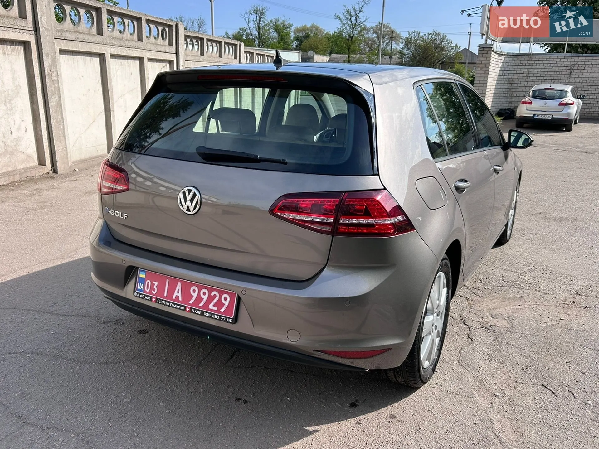 2015 Volkswagen Golf - мініатюра 6