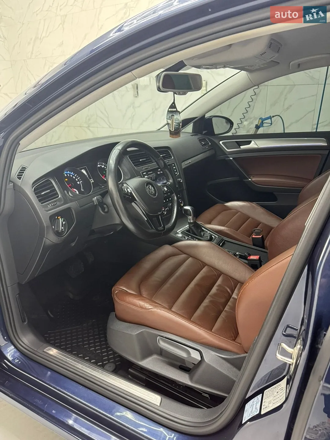 2014 Volkswagen Golf - мініатюра 9