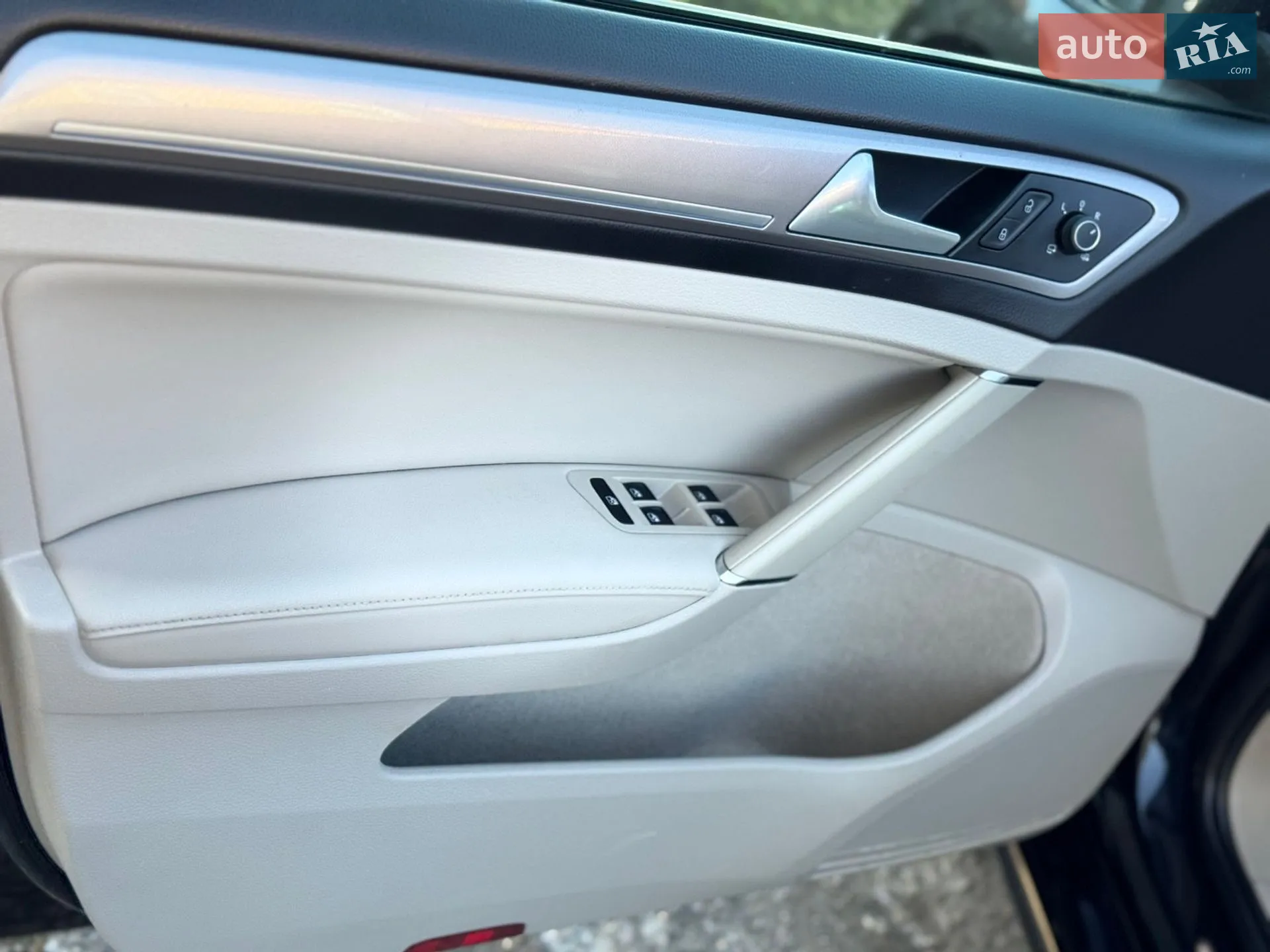 2015 Volkswagen Golf - мініатюра 27
