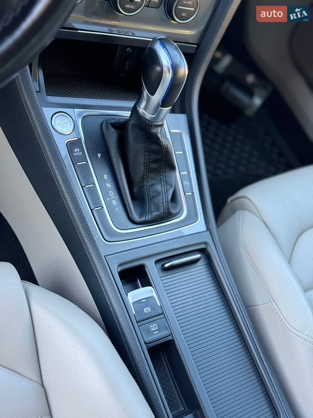 2015 Volkswagen Golf - мініатюра 31