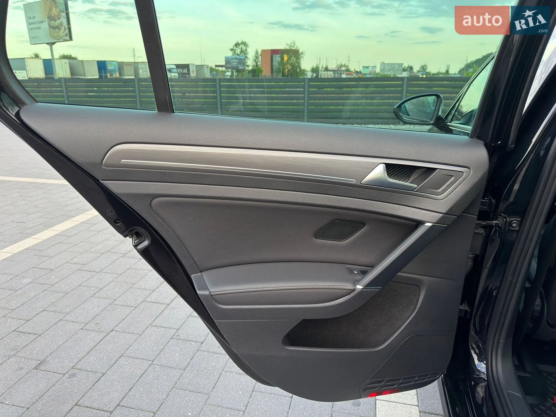 2019 Volkswagen Golf - мініатюра 36