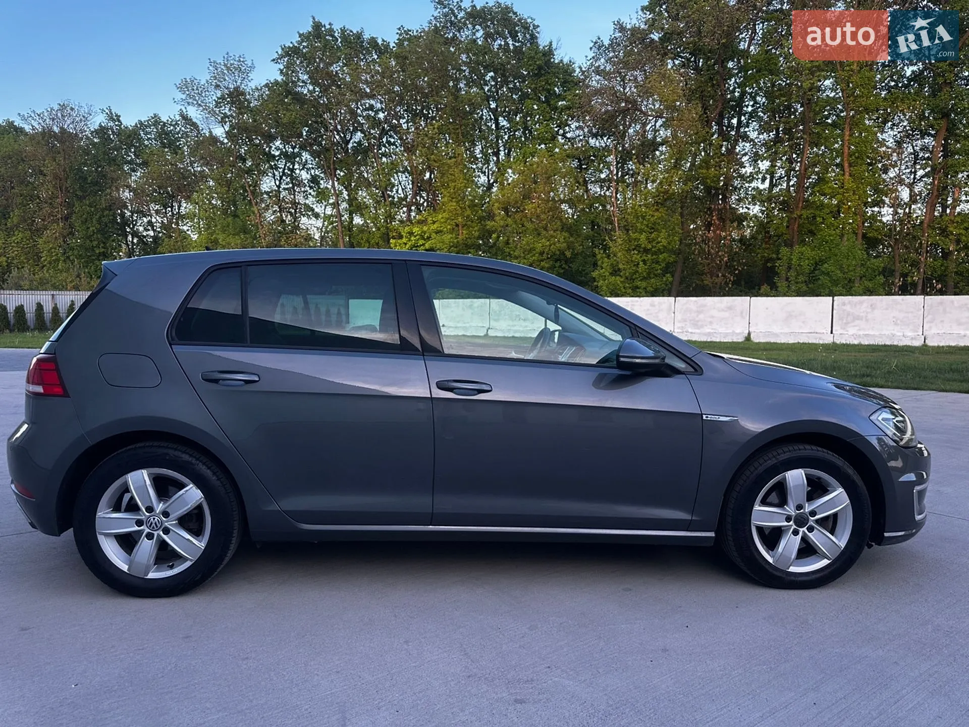 2017 Volkswagen Golf - мініатюра 9
