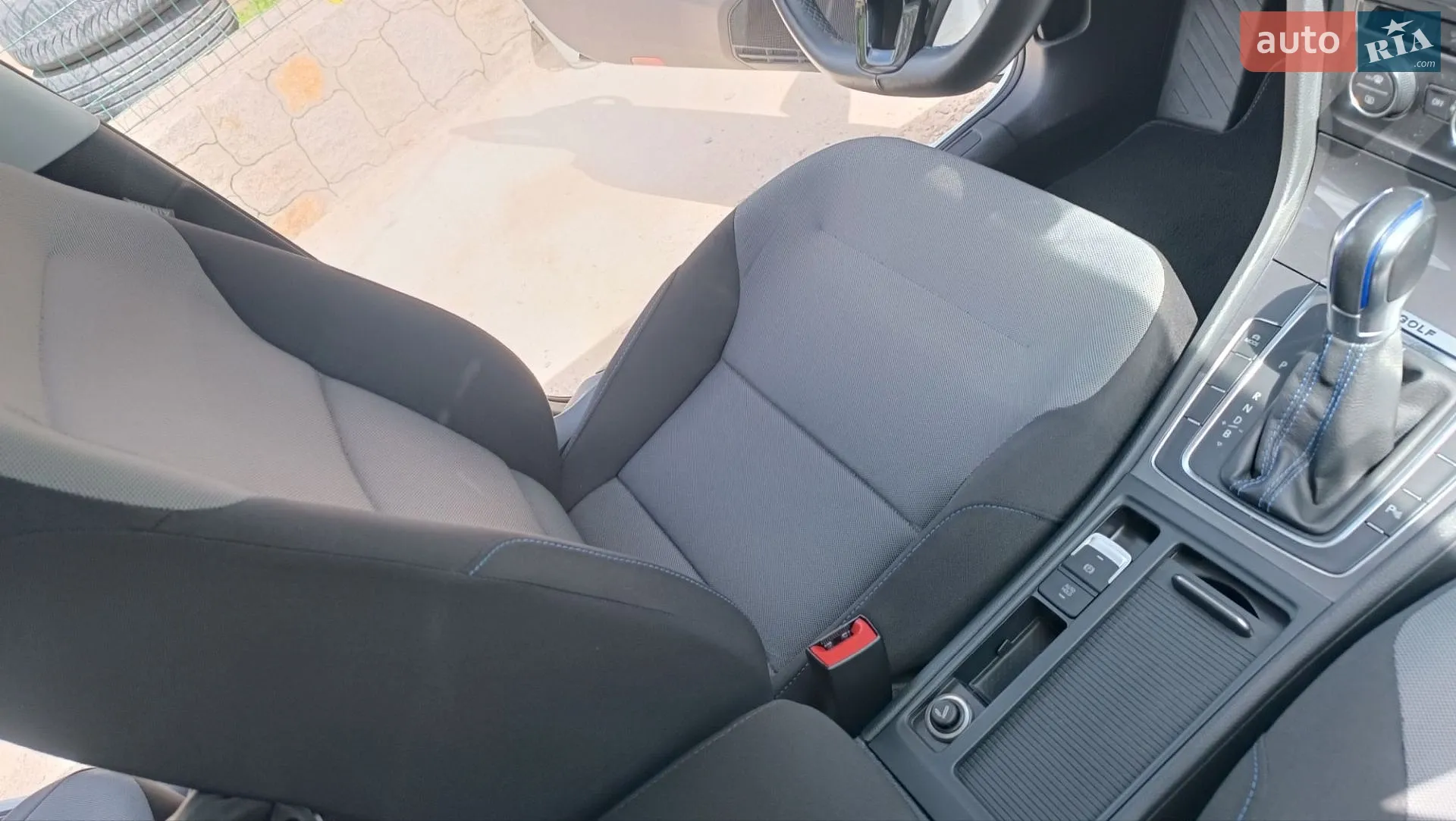 2015 Volkswagen Golf - мініатюра 35