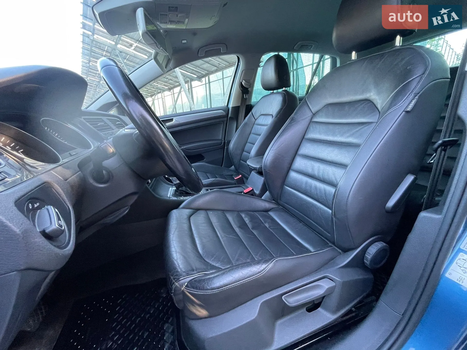 2015 Volkswagen Golf - мініатюра 31