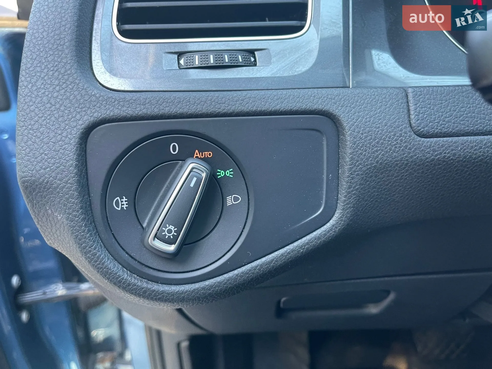 2015 Volkswagen Golf - мініатюра 39