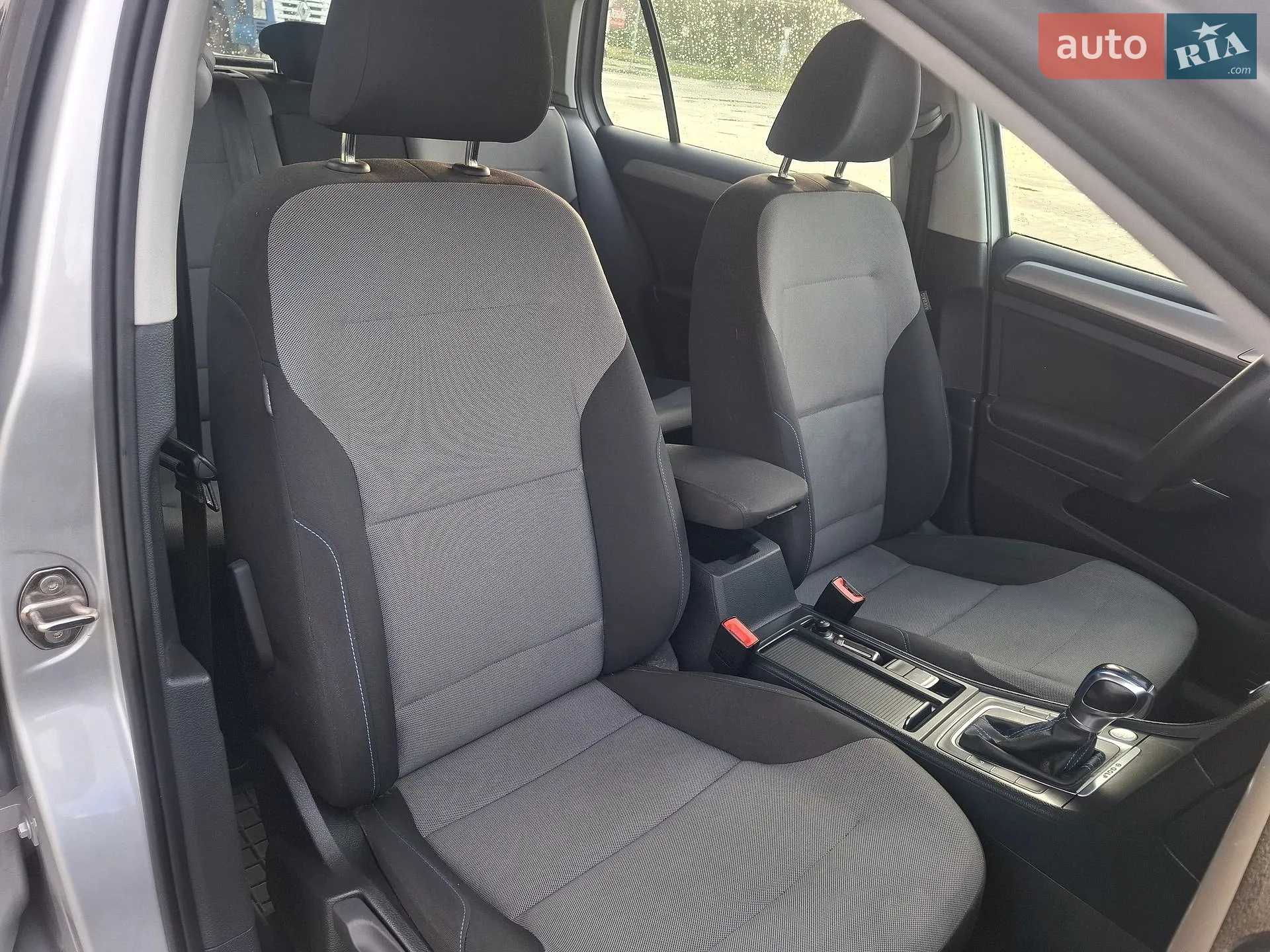 Volkswagen e-Golf 2015 VIN WVWKP7AU4FW906530 фото оголошення 24 з 35