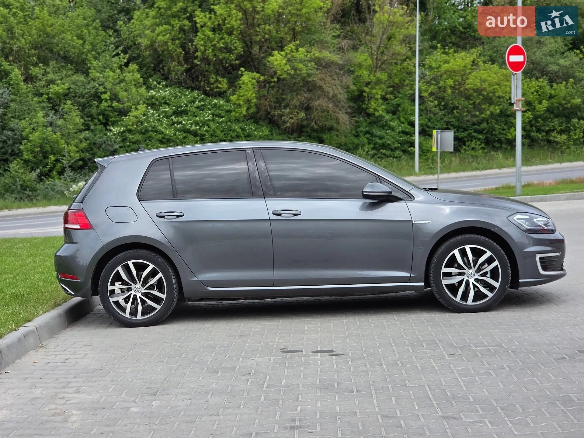 2018 Volkswagen Golf - мініатюра 9