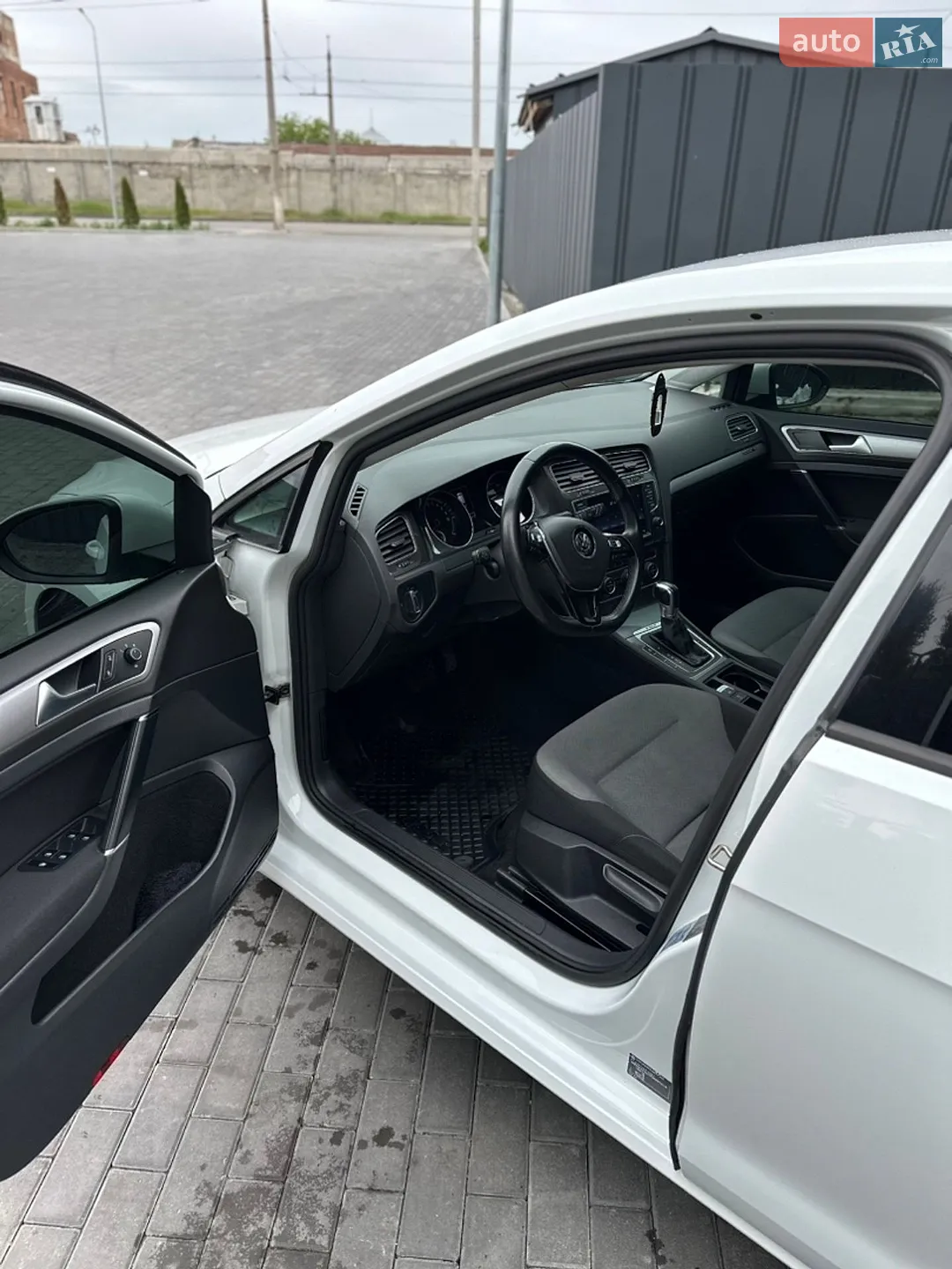 2014 Volkswagen Golf - мініатюра 11