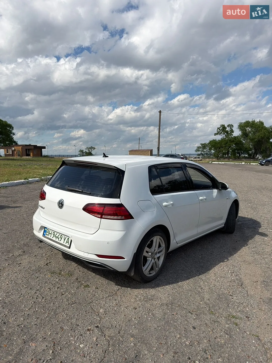 2019 Volkswagen Golf - мініатюра 4