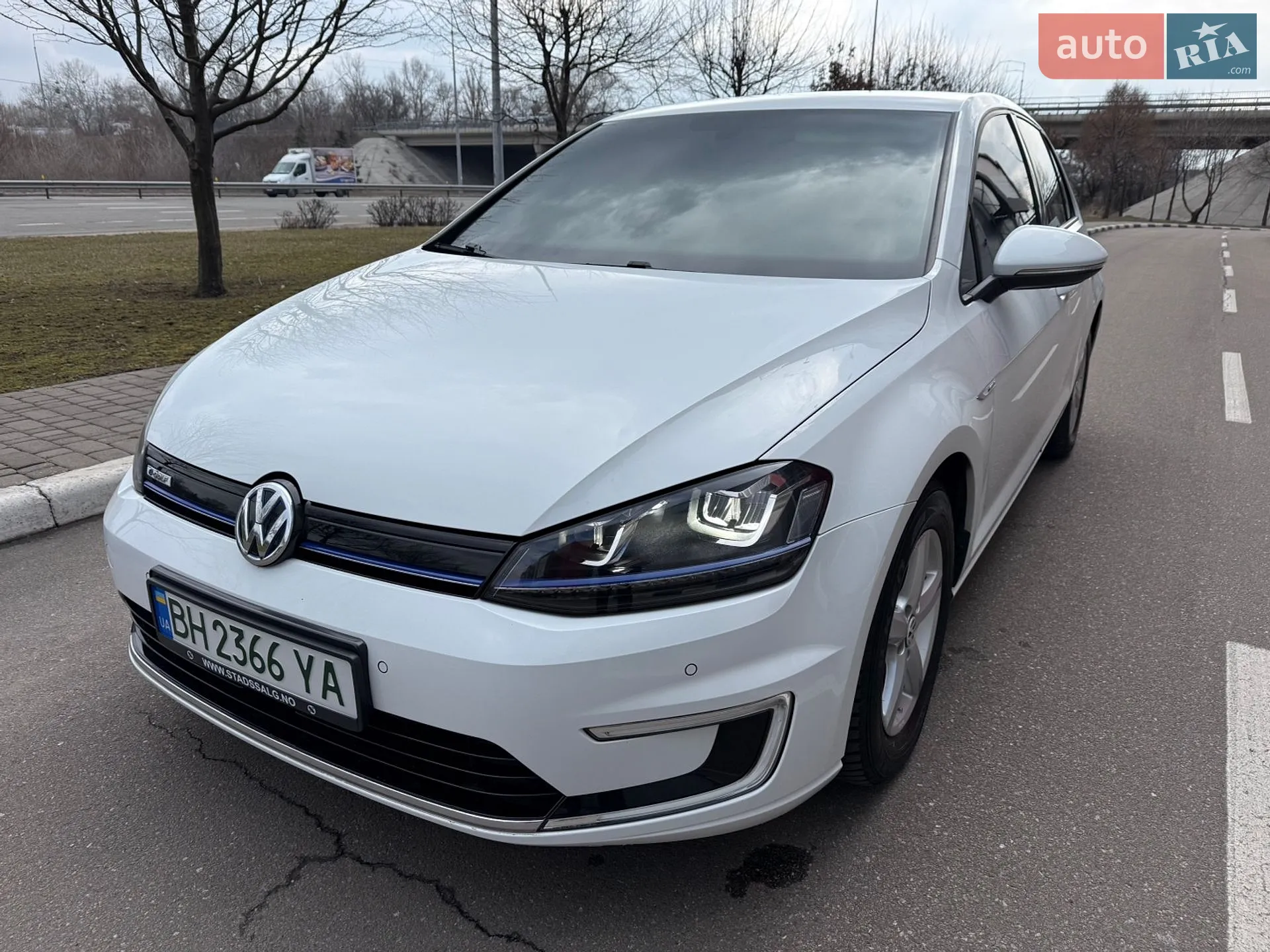 2014 Volkswagen Golf - мініатюра 4