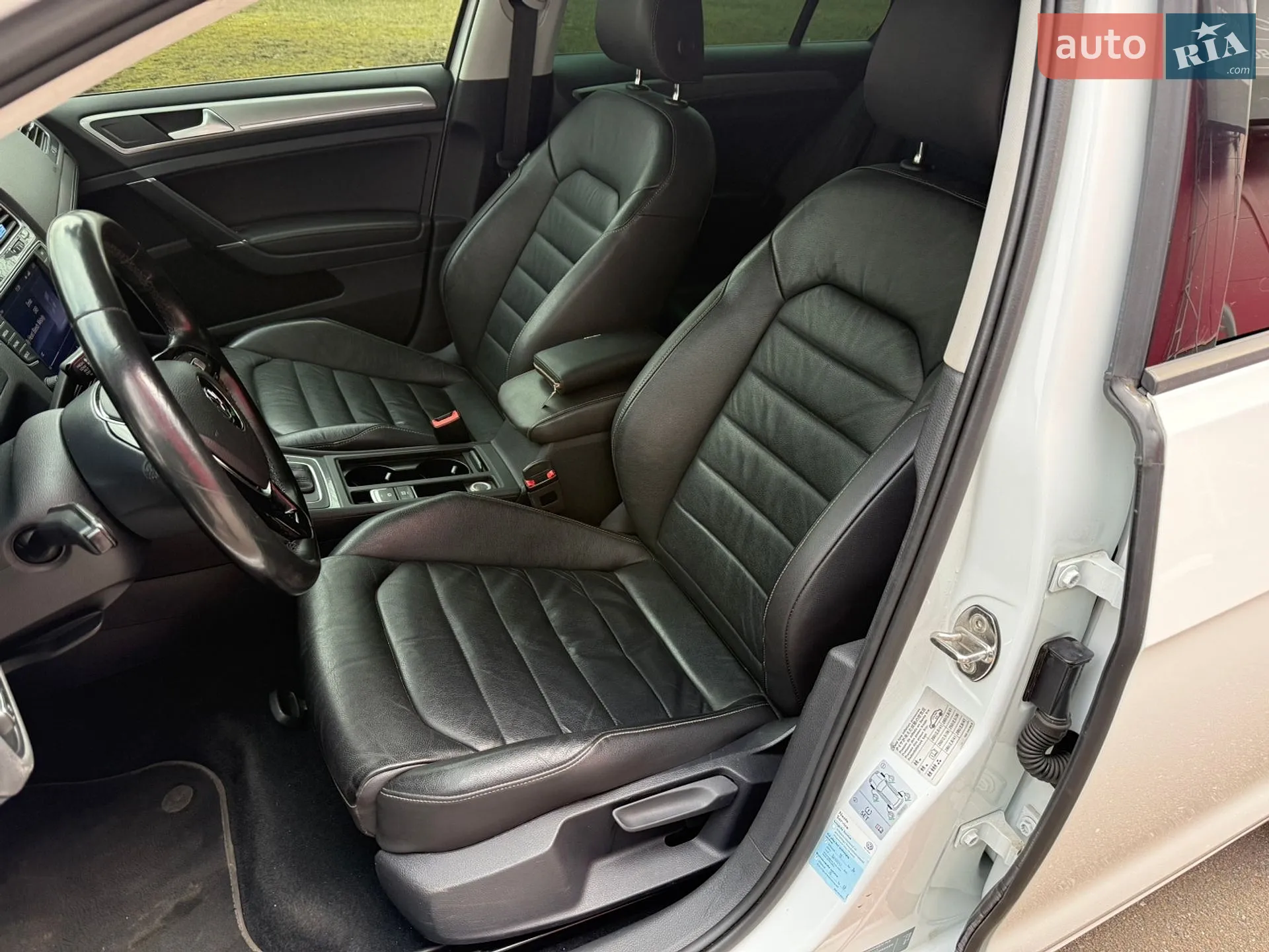 2014 Volkswagen Golf - мініатюра 18