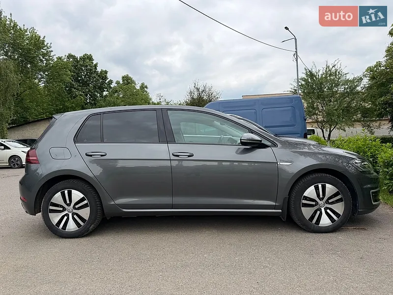 Volkswagen e-Golf