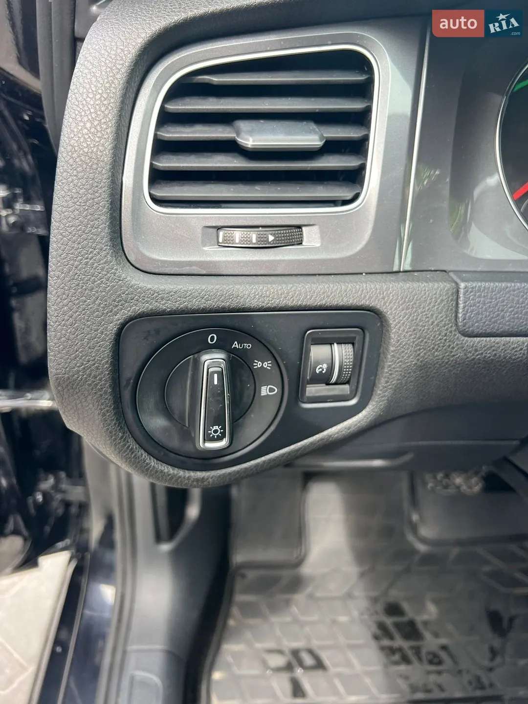 2015 Volkswagen Golf - мініатюра 19