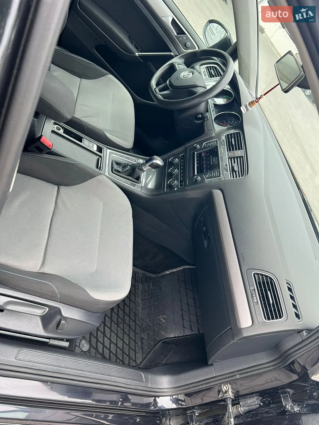 2015 Volkswagen Golf - мініатюра 30