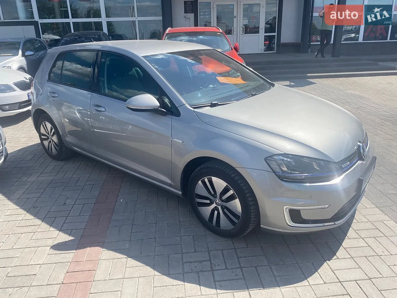 2014 Volkswagen Golf - мініатюра 31
