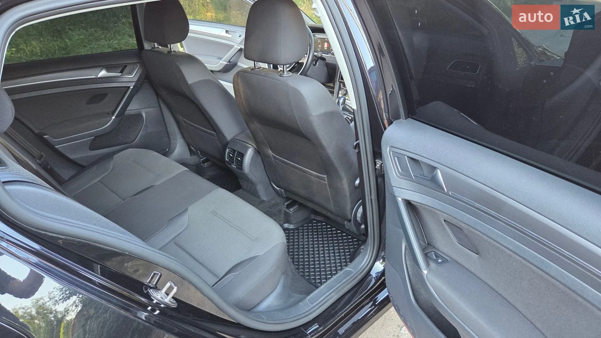 2019 Volkswagen Golf - мініатюра 12