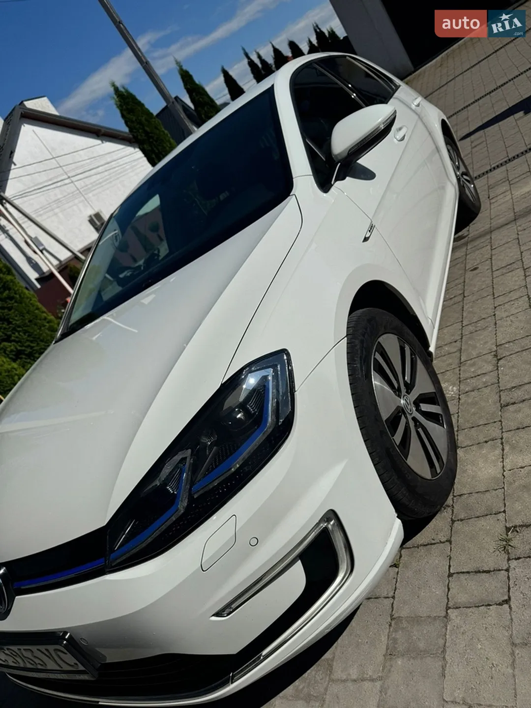 2017 Volkswagen Golf - фото 1