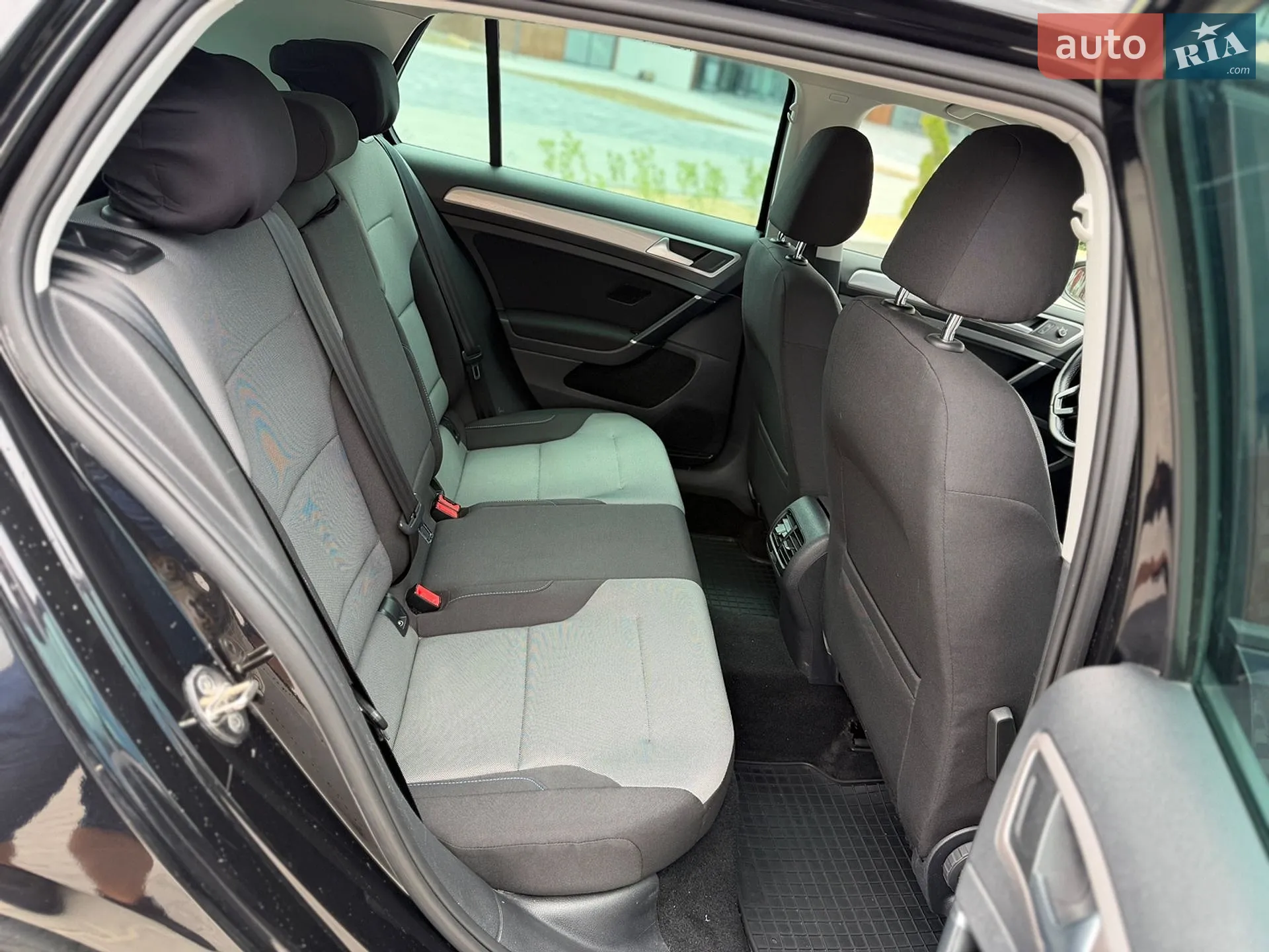 2014 Volkswagen Golf - мініатюра 12