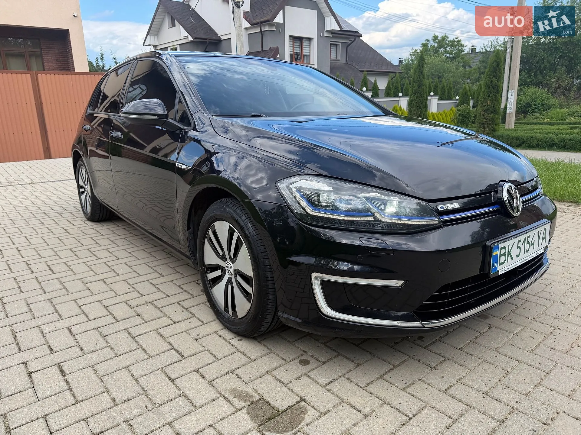 2017 Volkswagen Golf - фото 1