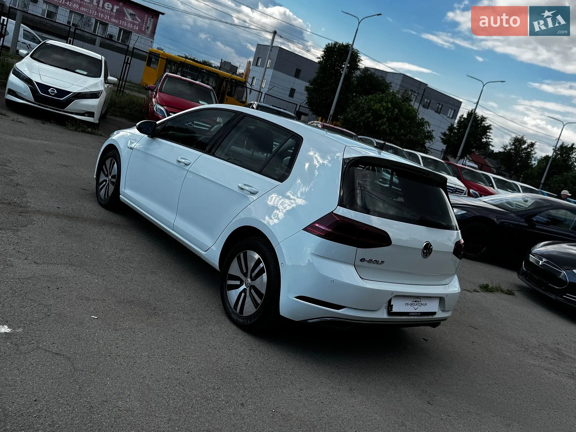 2017 Volkswagen Golf - мініатюра 10