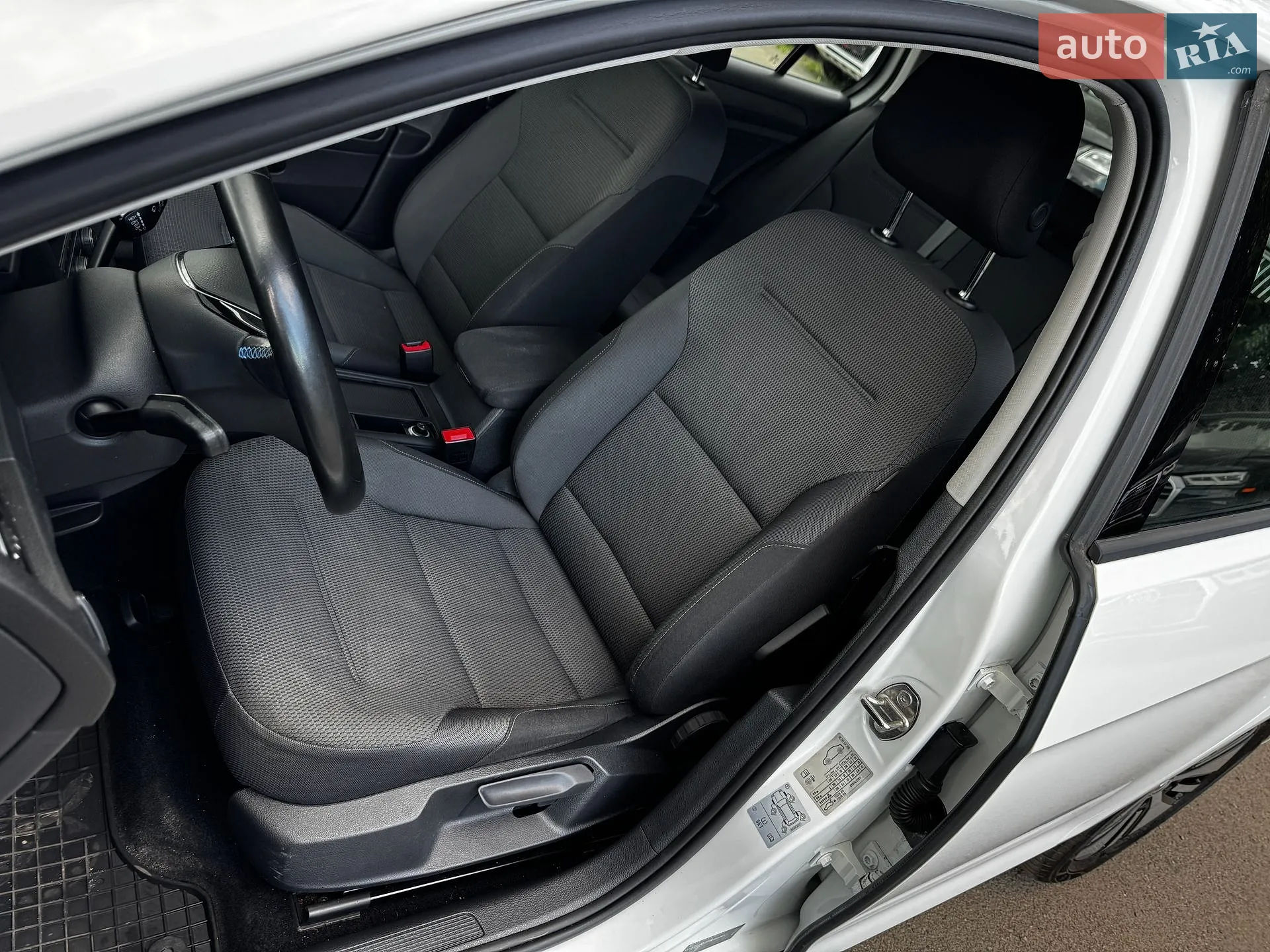 2017 Volkswagen Golf - мініатюра 15