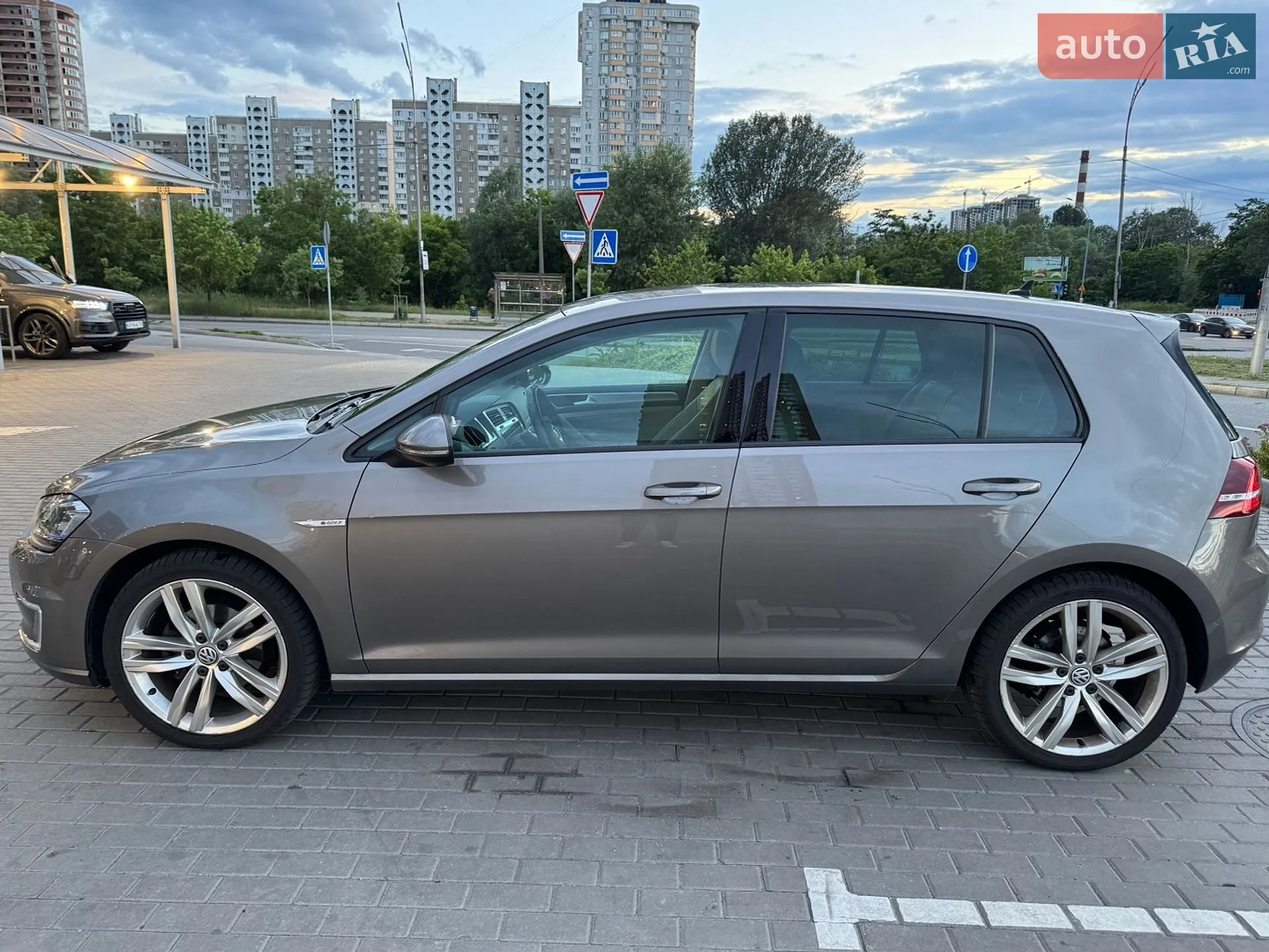 2014 Volkswagen Golf - мініатюра 6