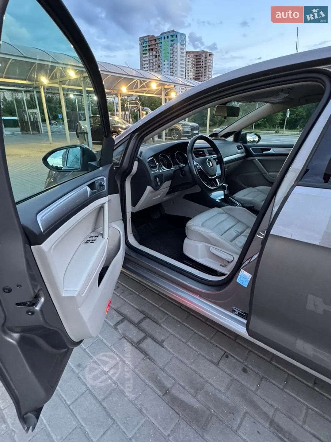 2014 Volkswagen Golf - мініатюра 29