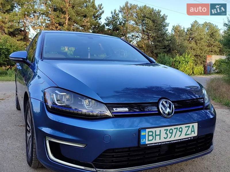 Volkswagen e-Golf 2016