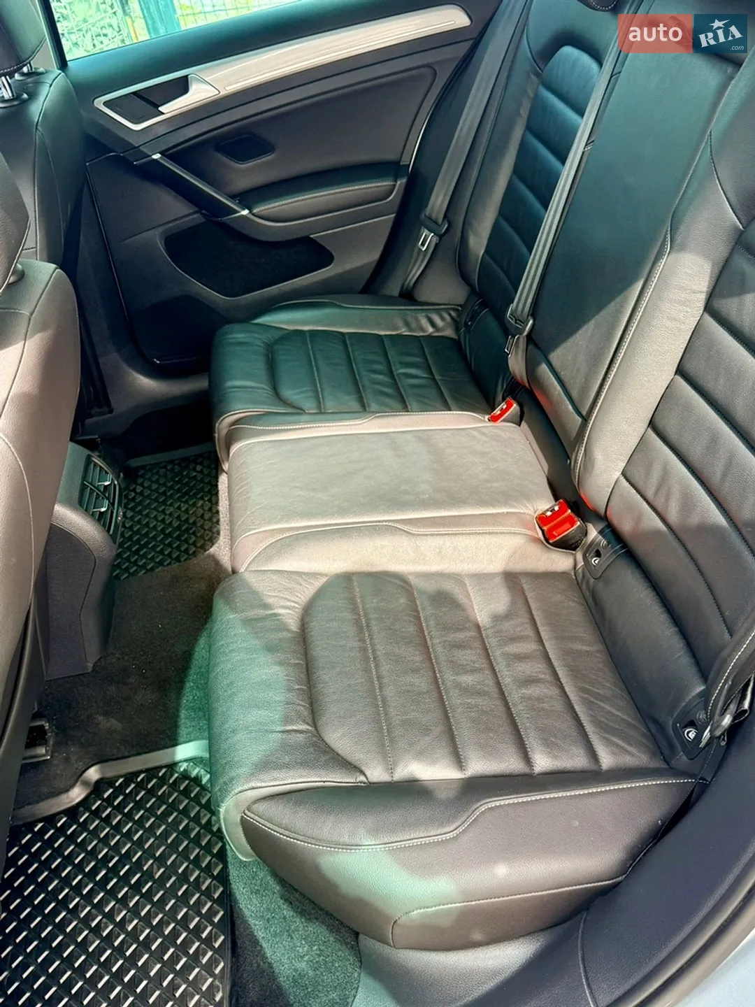 2016 Volkswagen Golf - мініатюра 28