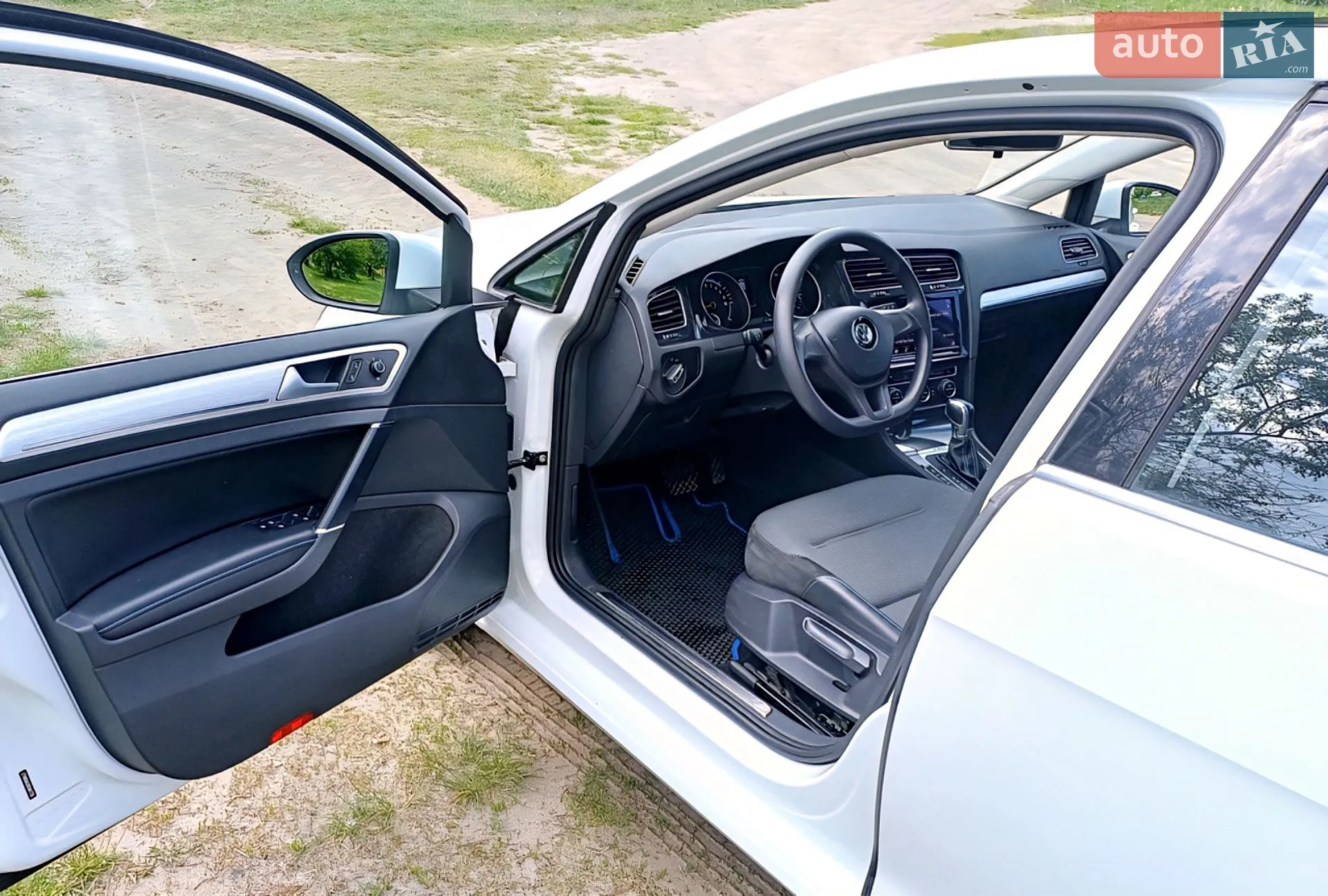 2019 Volkswagen Golf - мініатюра 9