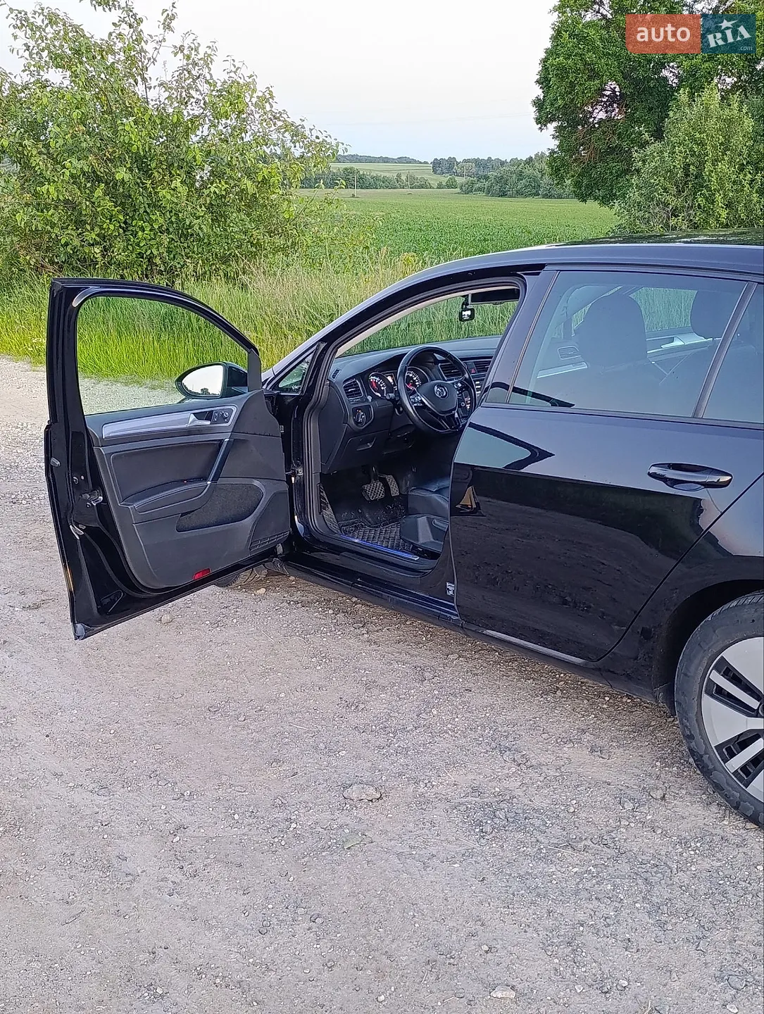 2015 Volkswagen Golf - мініатюра 31