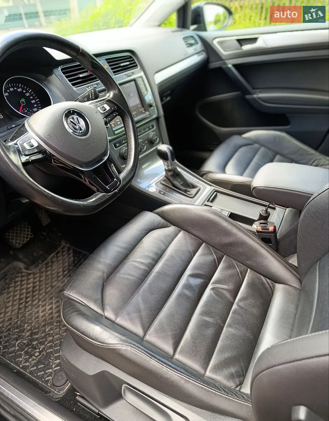2015 Volkswagen Golf - мініатюра 36