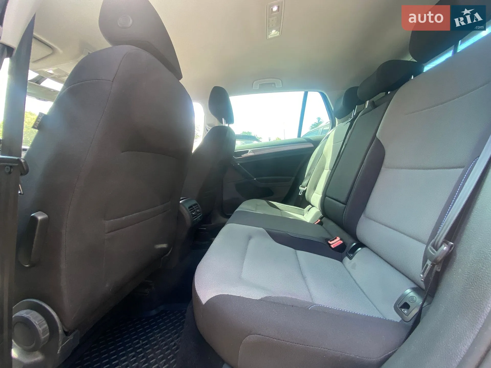 2015 Volkswagen Golf - мініатюра 18