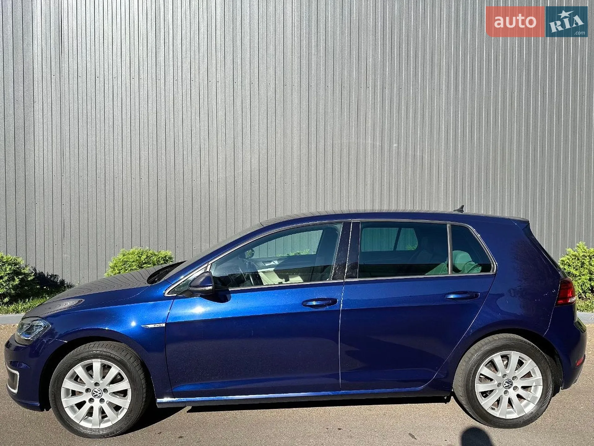 2017 Volkswagen Golf - мініатюра 2