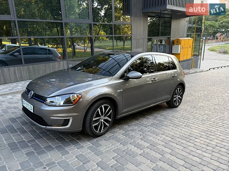 Volkswagen e-Golf