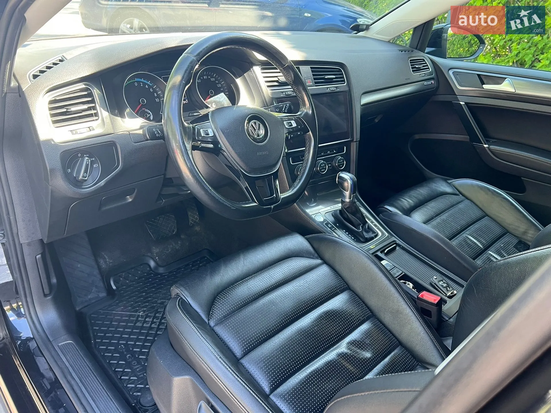 2017 Volkswagen Golf - мініатюра 11