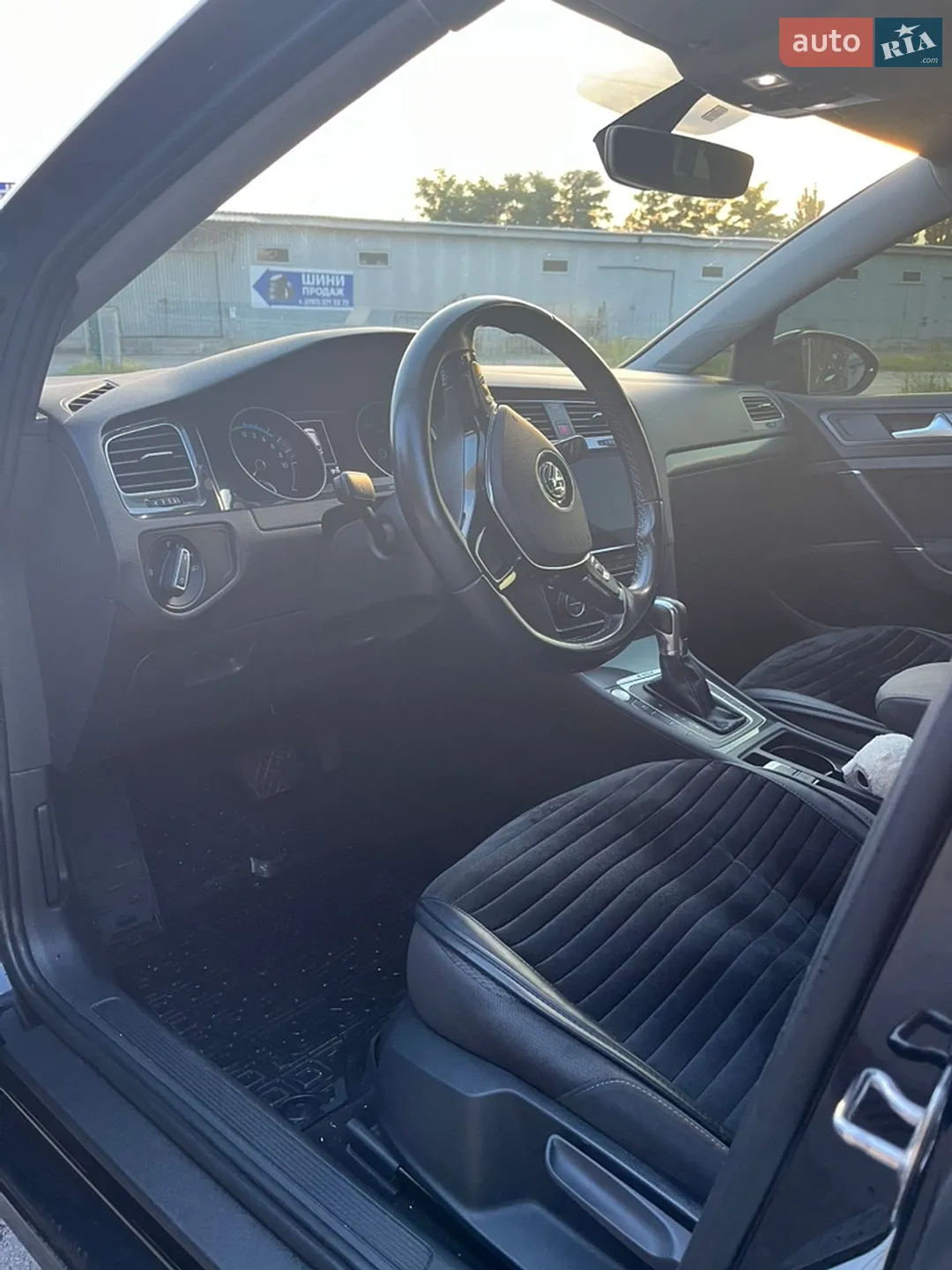2019 Volkswagen Golf - мініатюра 12