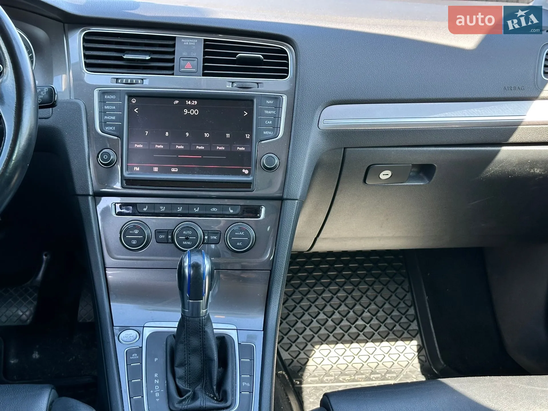 2016 Volkswagen Golf - мініатюра 22