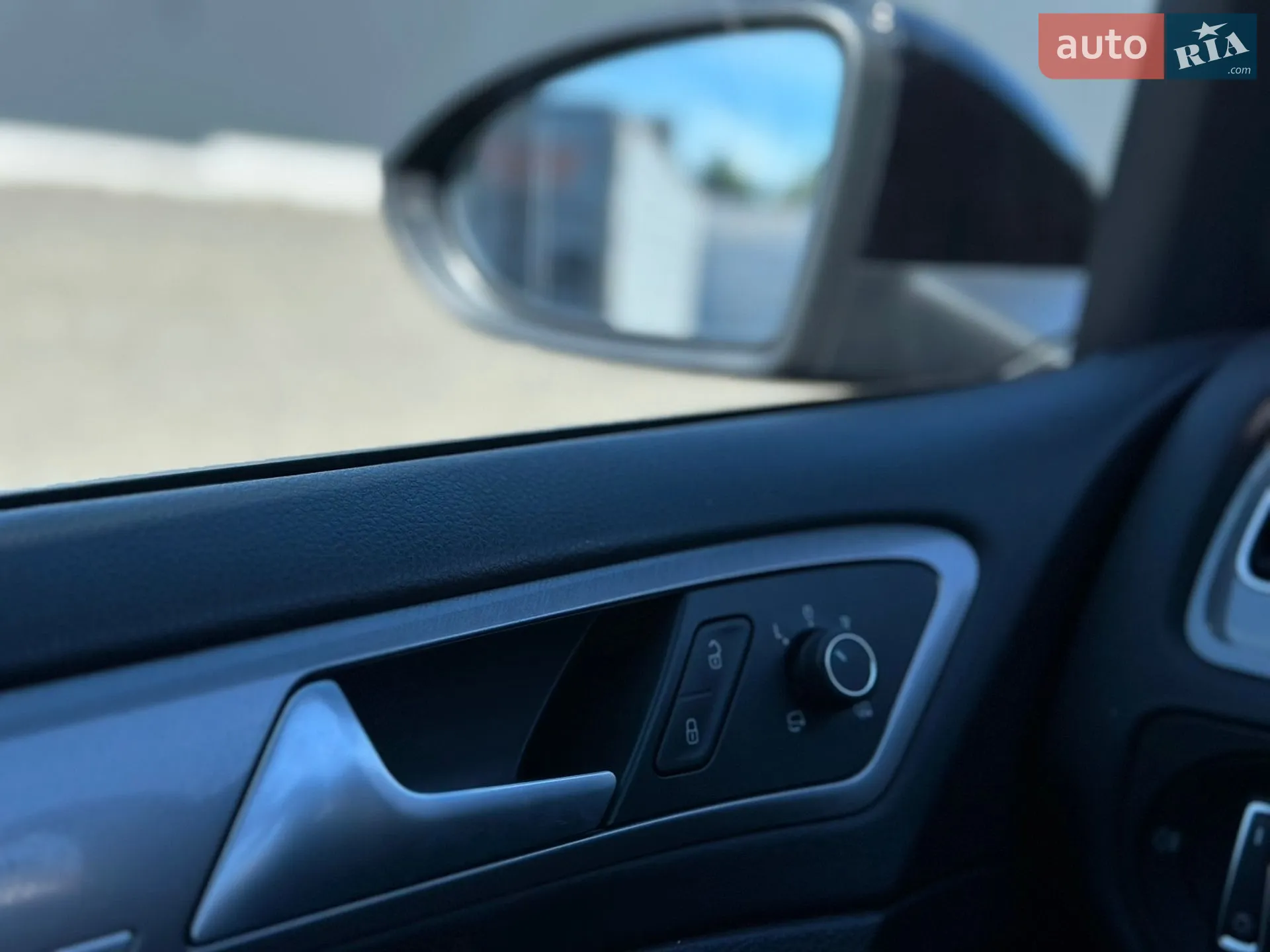 2016 Volkswagen Golf - мініатюра 37