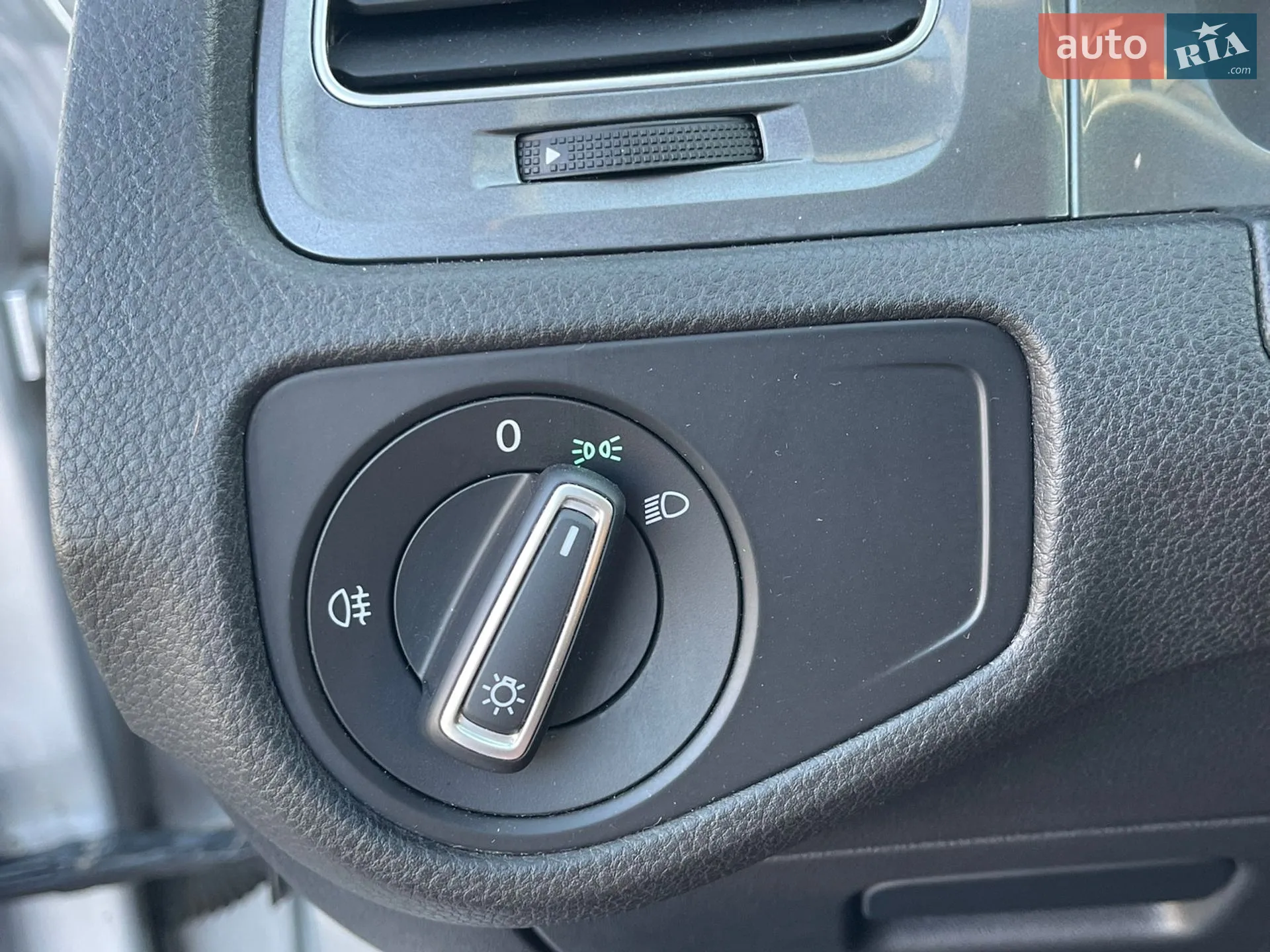 2014 Volkswagen Golf - мініатюра 44