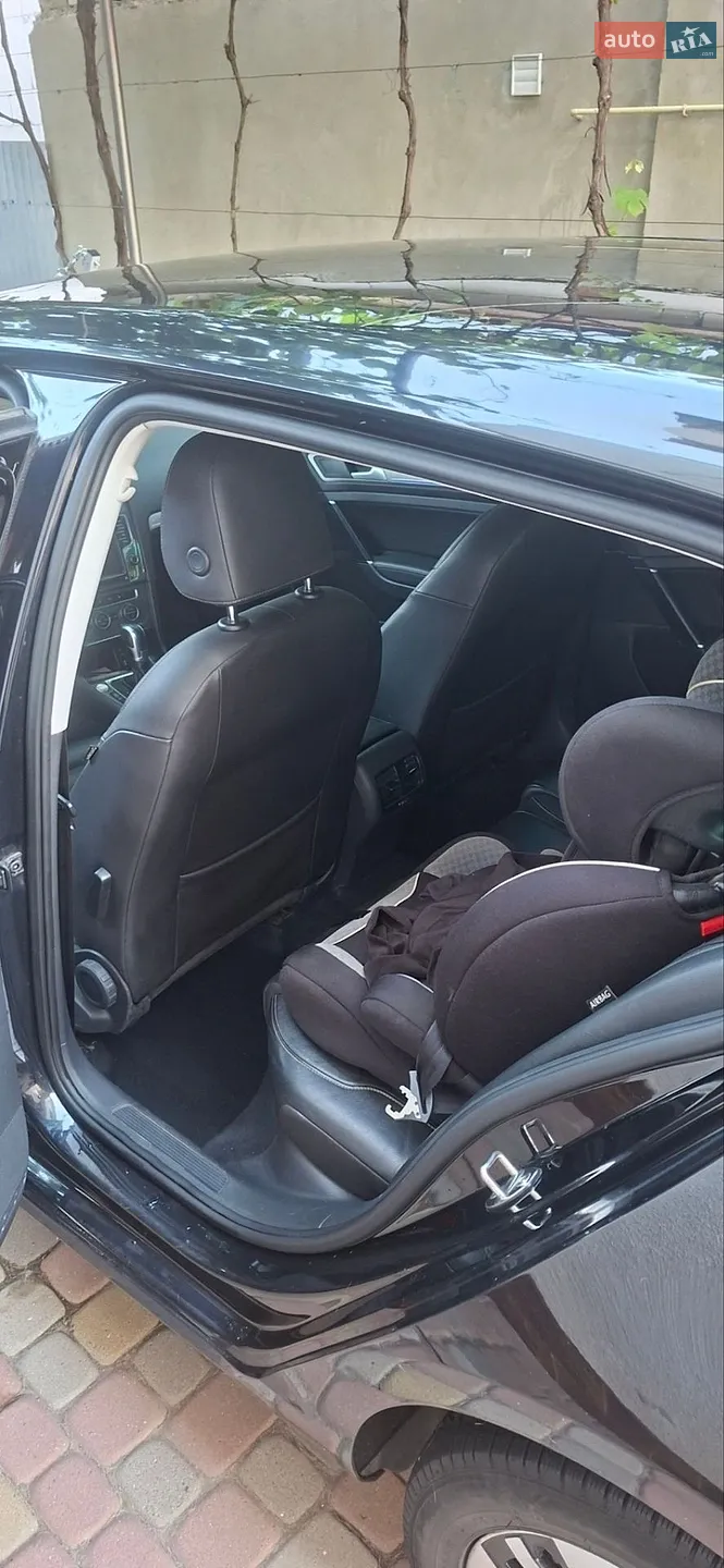 2014 Volkswagen Golf - мініатюра 36